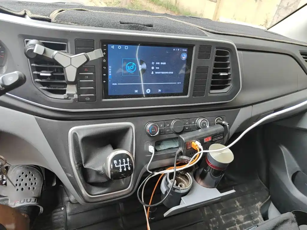 Maxus V80 — миниатюра 6