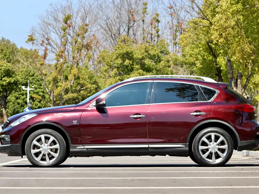 INFINITI QX50