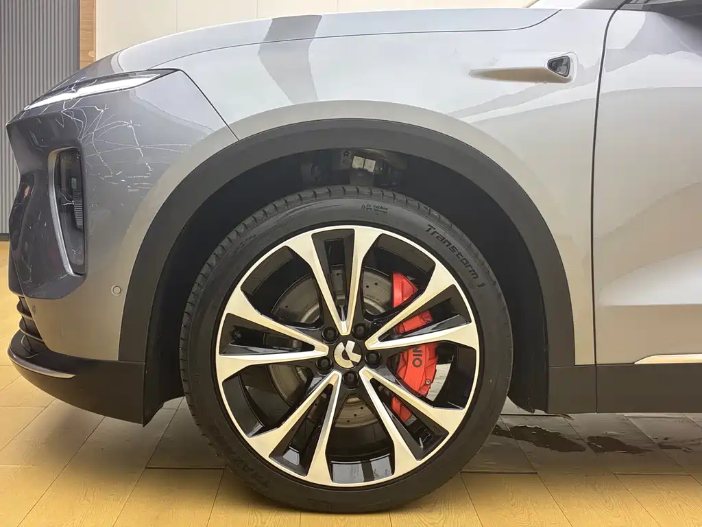 NIO ES8 — миниатюра 6