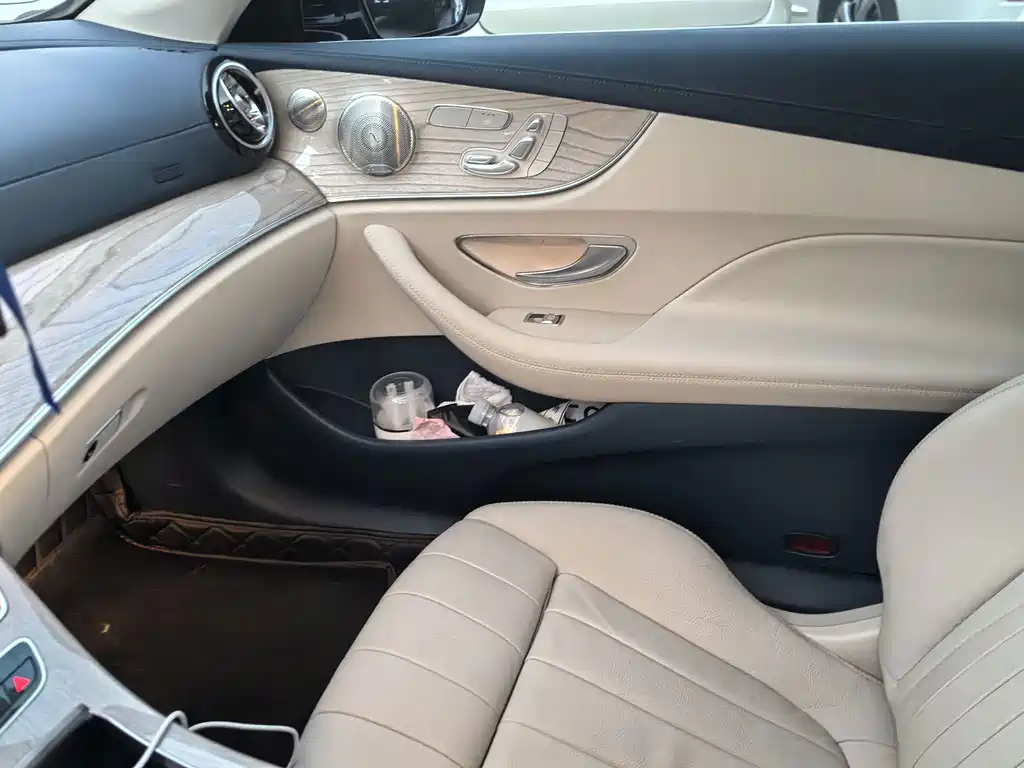 Mercedes-Benz E-Class (Import) — миниатюра 9