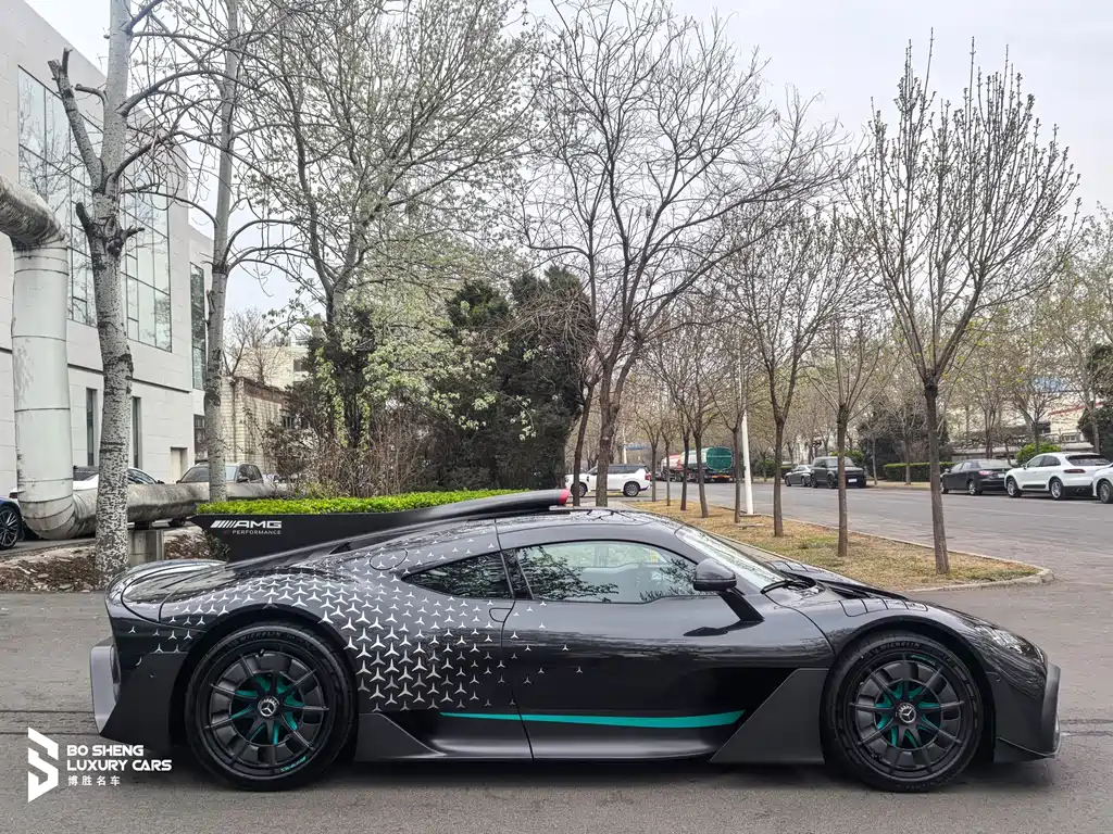 Mercedes-Benz AMG ONE 2023 1.6T AT