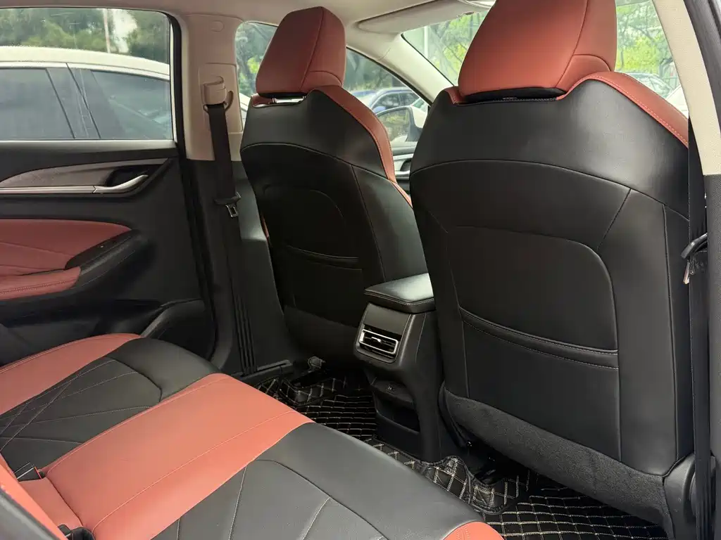 Changan Eado — миниатюра 8