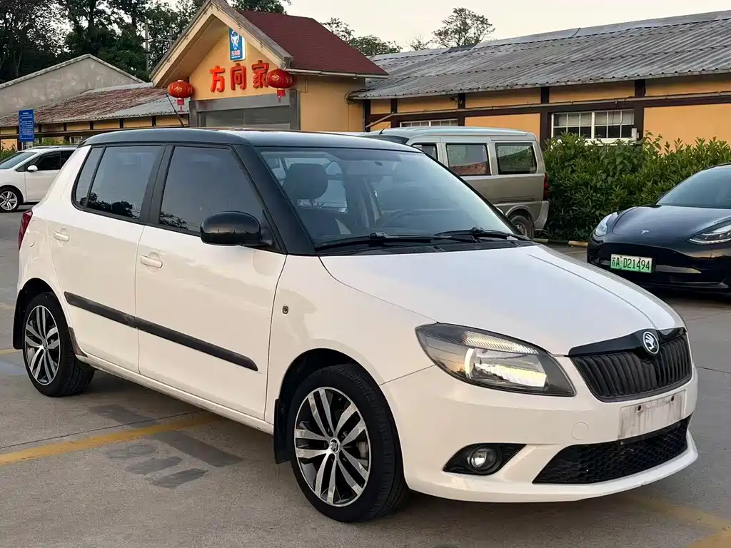 Skoda Fabia — миниатюра 3
