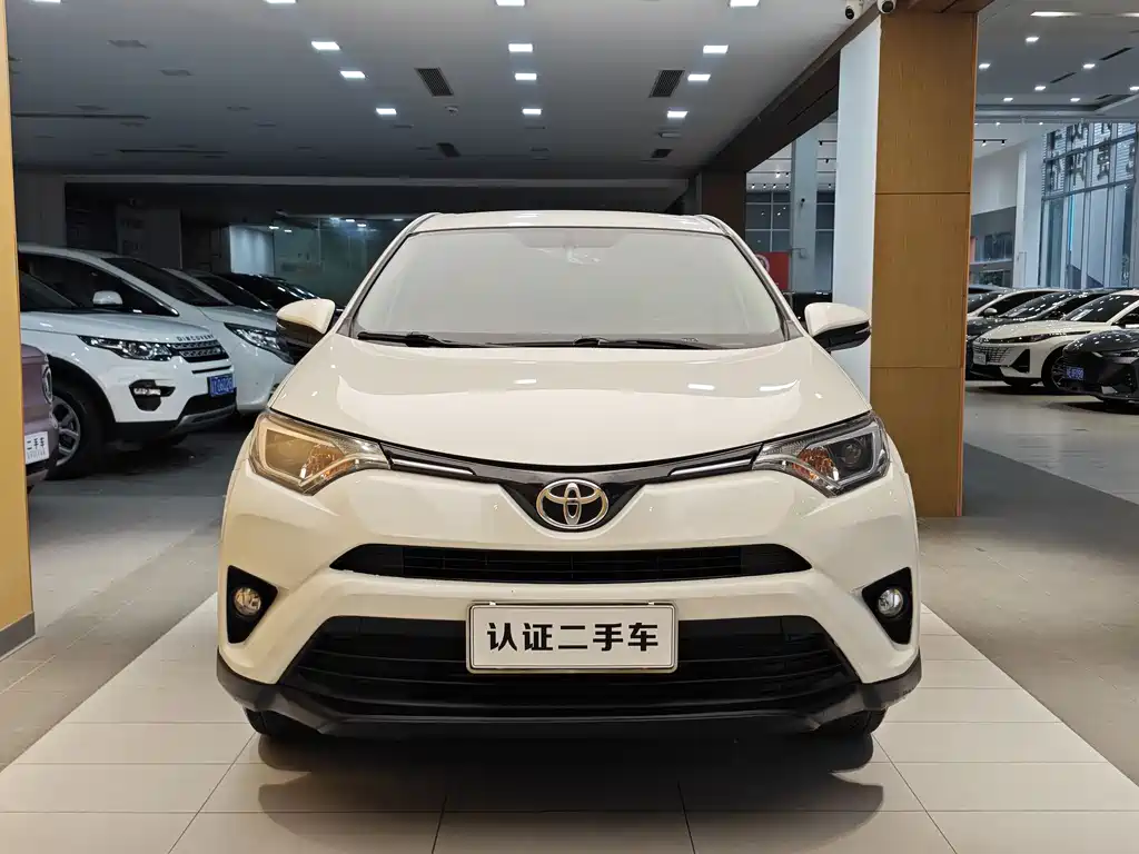Toyota RAV4 2016 2.0L CVT V