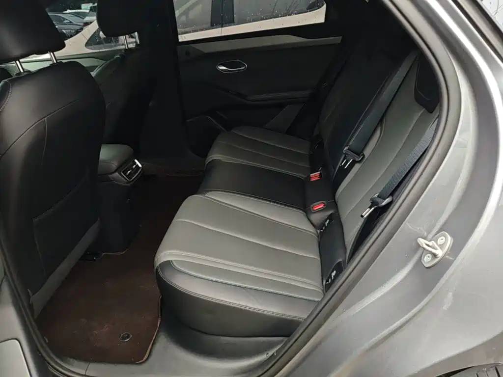 BYD Qin L — миниатюра 17