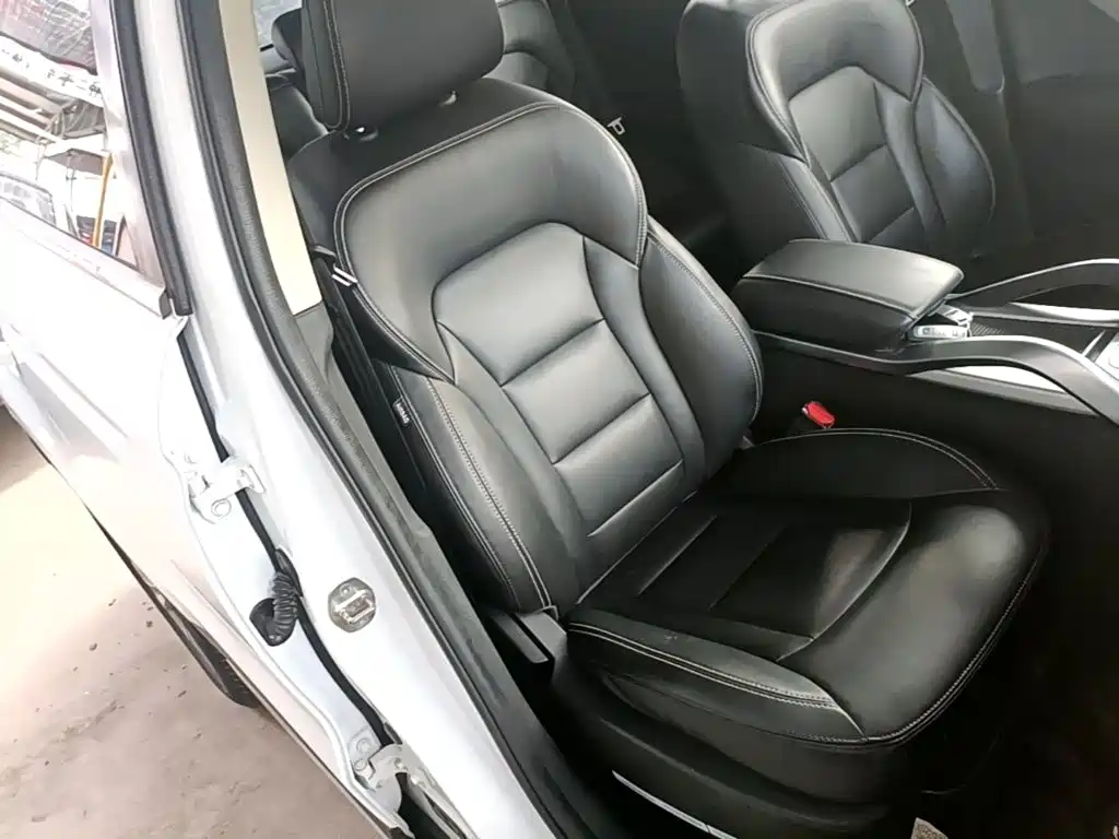 Geely Boyue — миниатюра 25