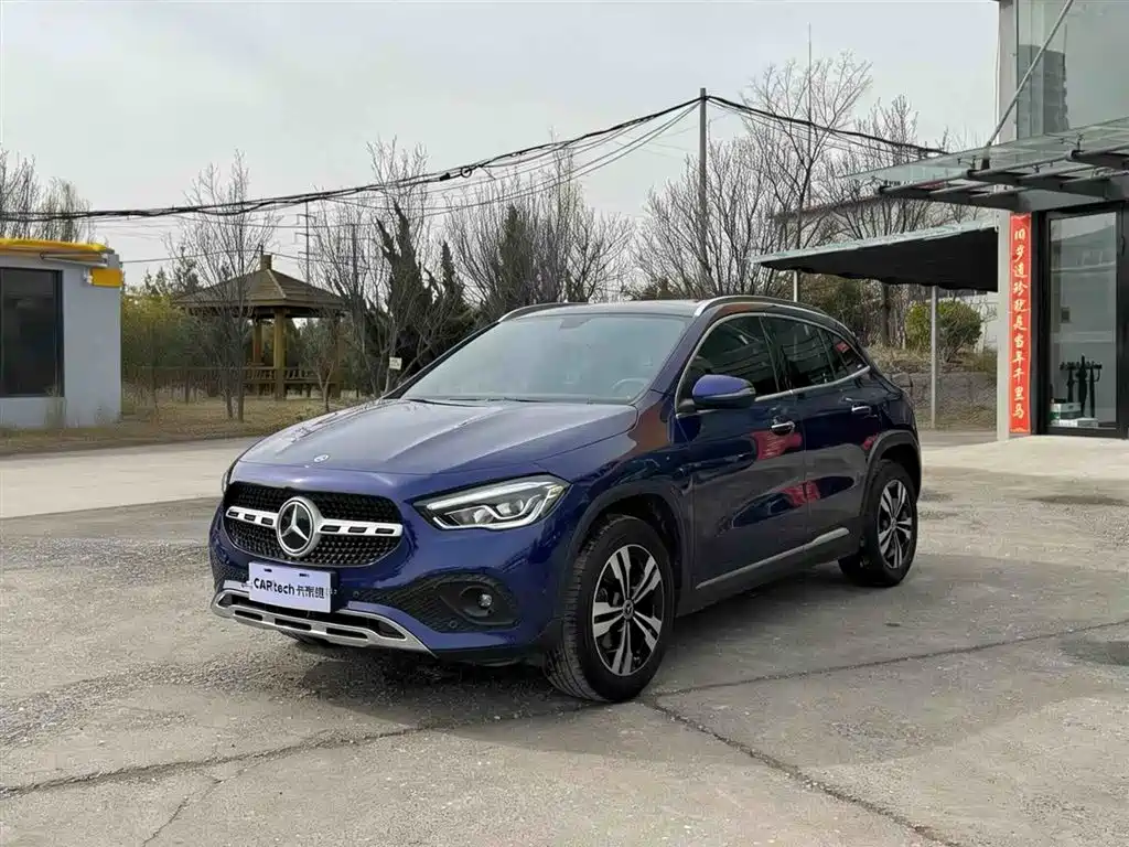 Mercedes-Benz GLA 2021