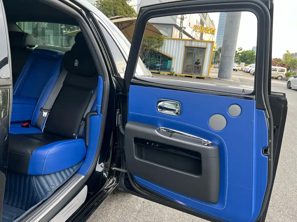 Rolls-Royce Ghost 6.6T Standard Wheelbase Edition, фото 5