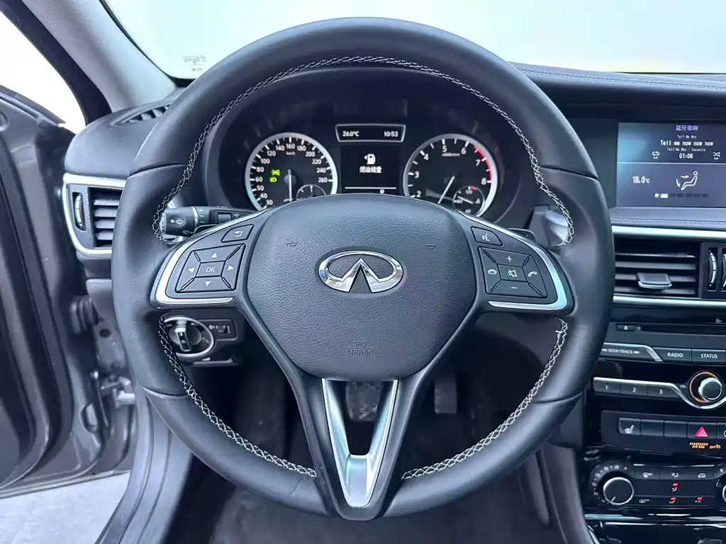 Infiniti QX30 — миниатюра 10