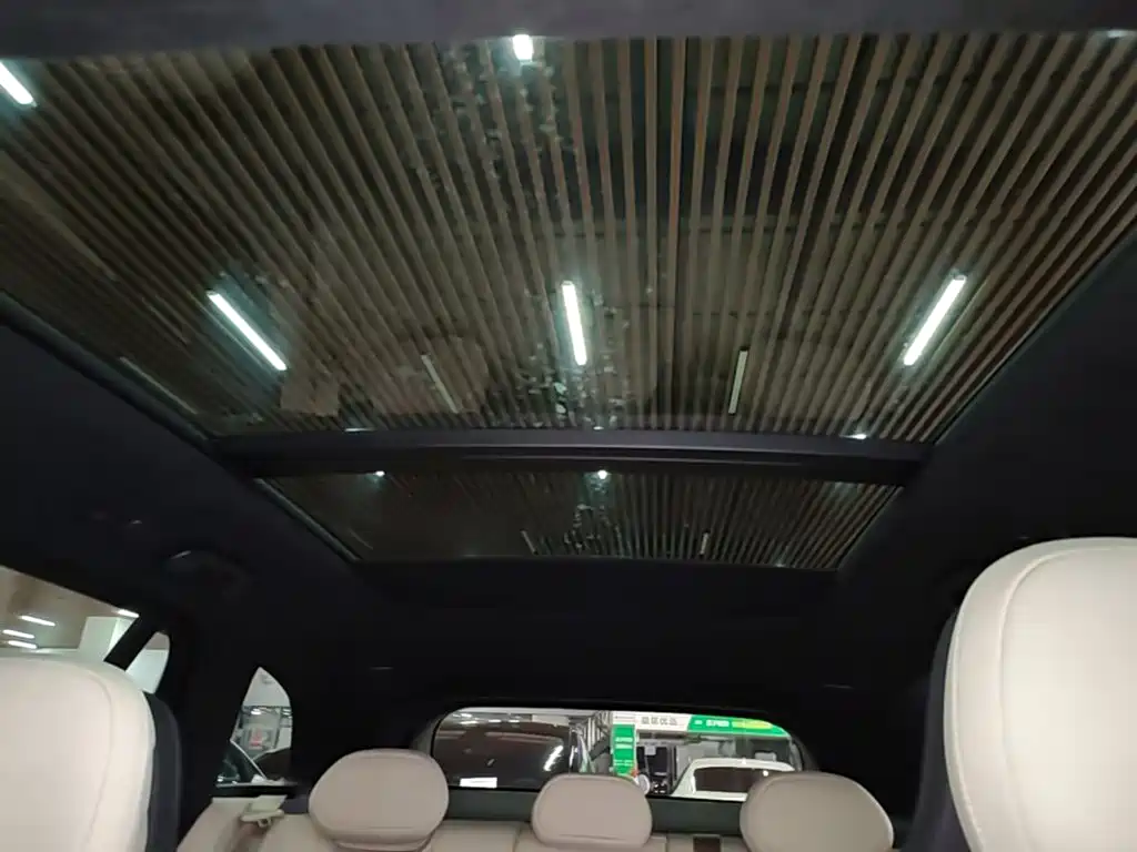 NIO ES6 — миниатюра 18
