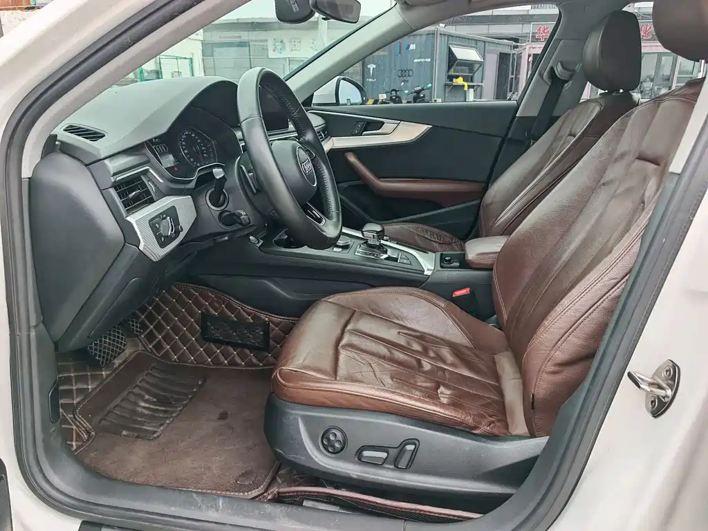 Audi A4L 2017 Plus 40 TFSI Fashion