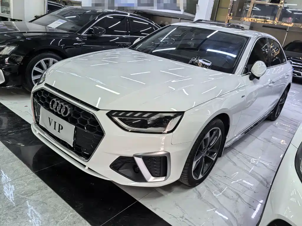 Audi A4L 2020