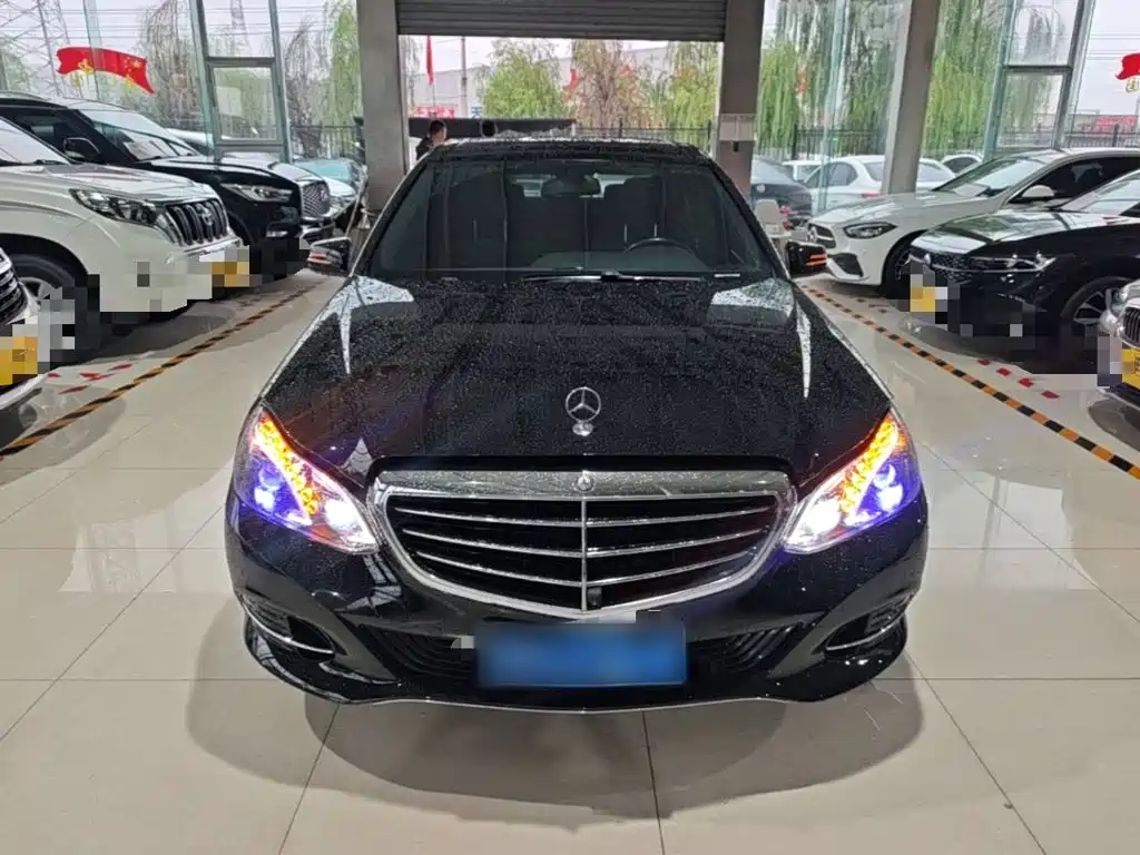 Mercedes-Benz E-Class — миниатюра 3