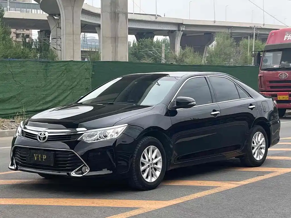 Toyota Camry 2016