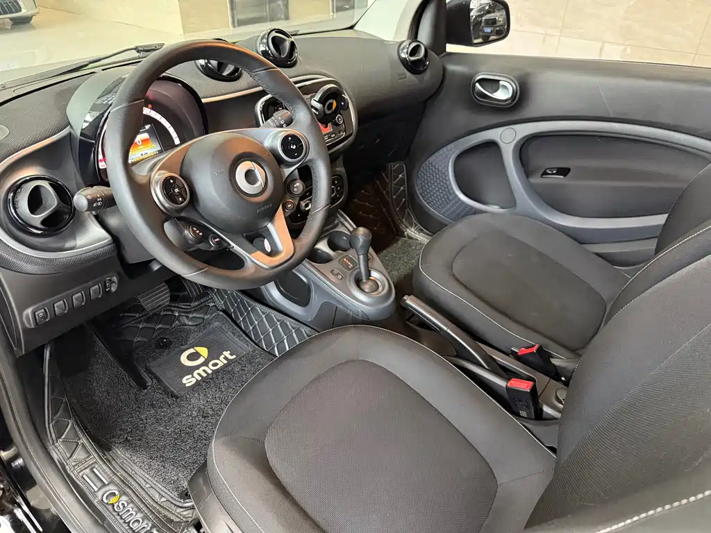 smart Smart Fortwo — миниатюра 5