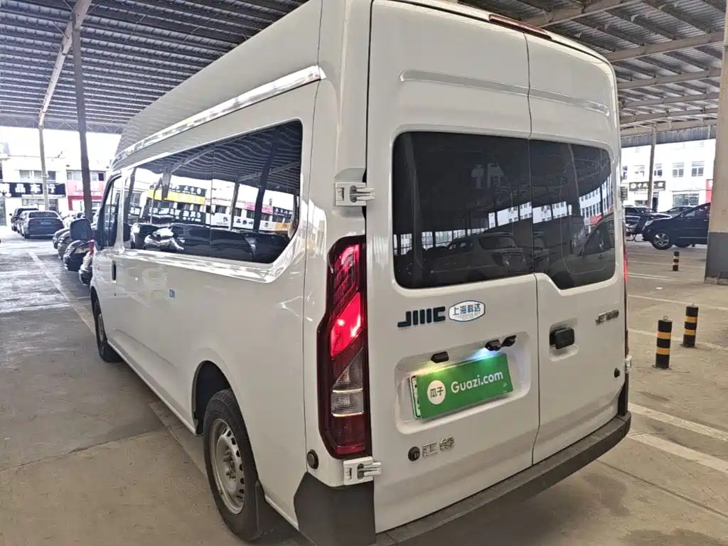 JMC E-Fushun — миниатюра 5