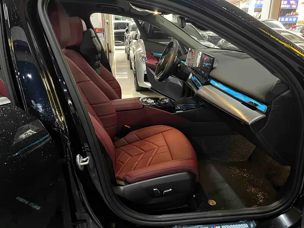 BMW 5 Series 5 2025 530Li Lead M Sport