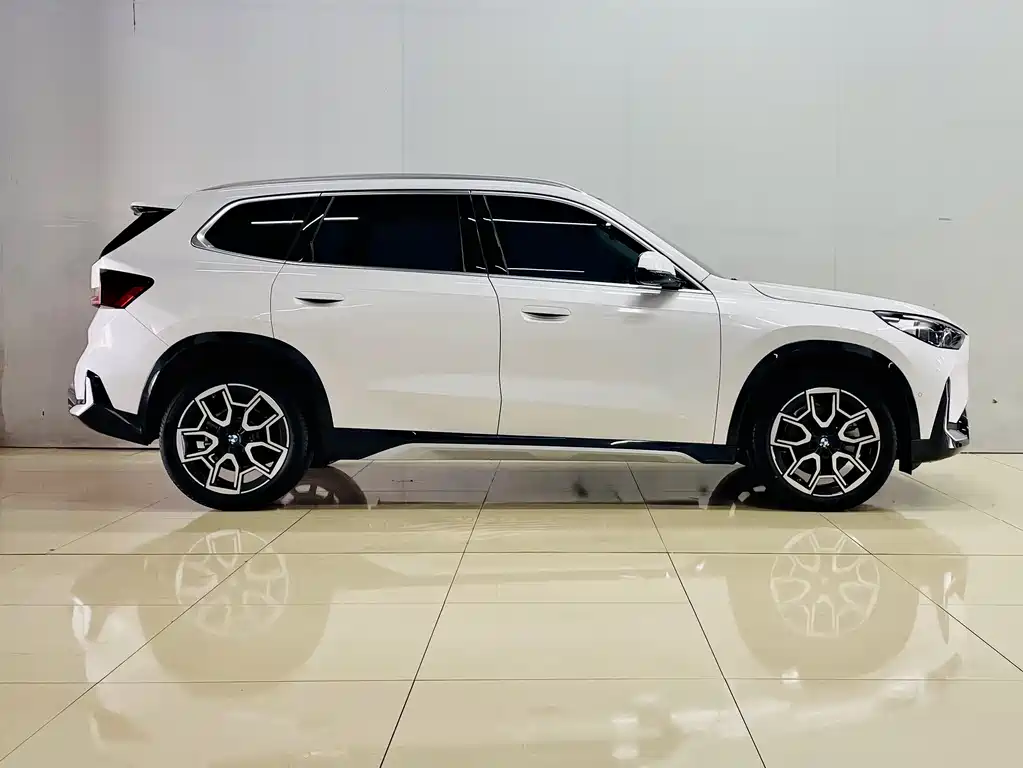 BMW X1 2024 sDrive25Li X