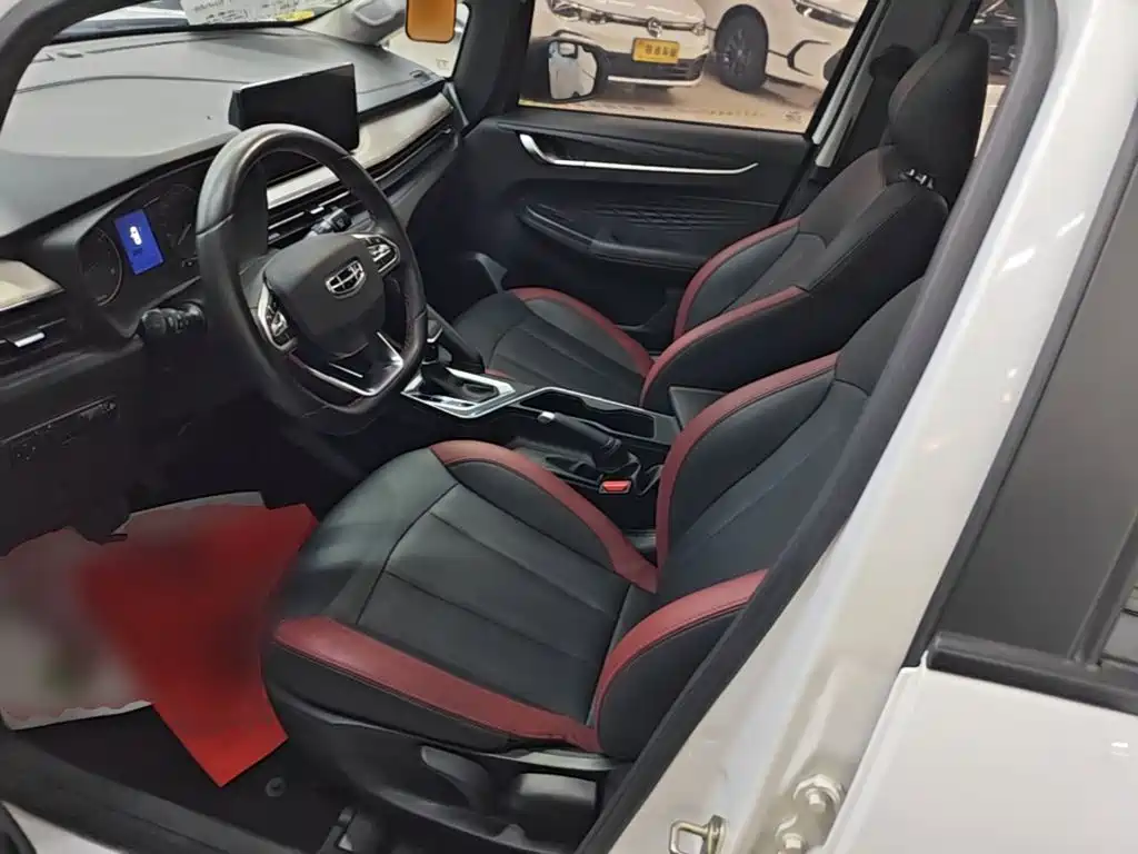 Geely Vision X3 — миниатюра 15
