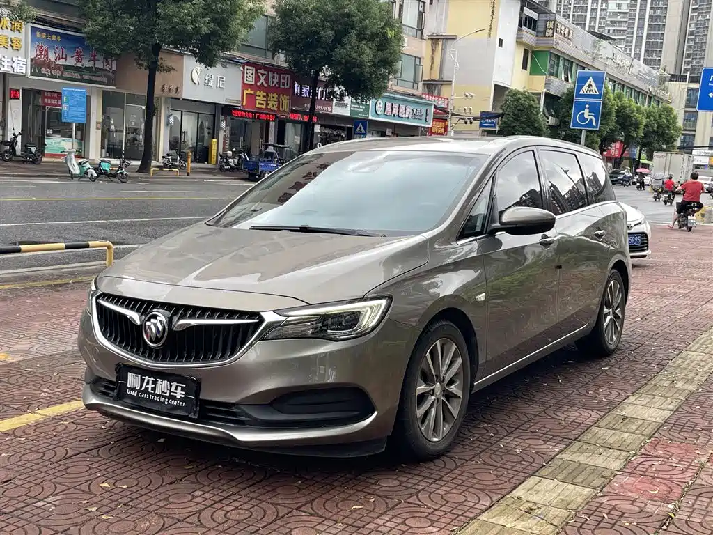 Buick GL6