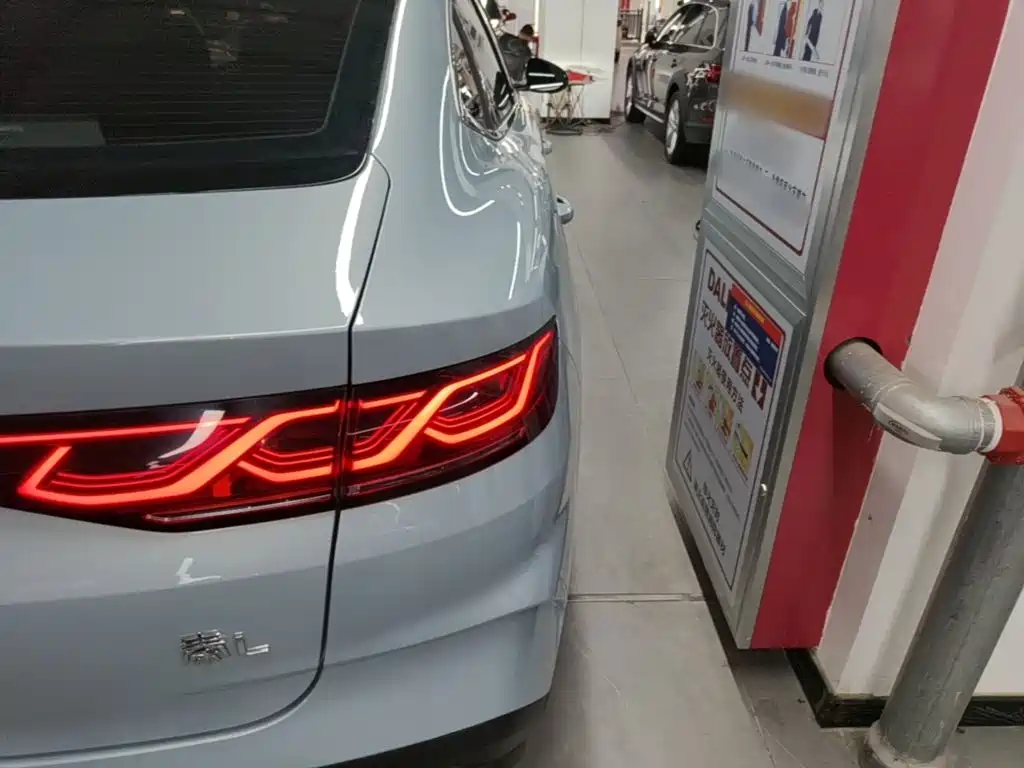 BYD Qin L — миниатюра 8