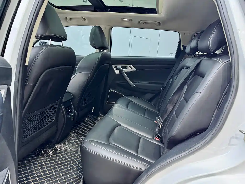 GEELY AUTOMOBILE BOYUE