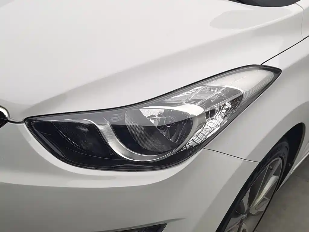 Hyundai Elantra Langdong — миниатюра 7