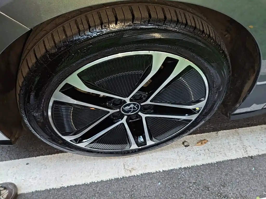 BYD Han — миниатюра 23