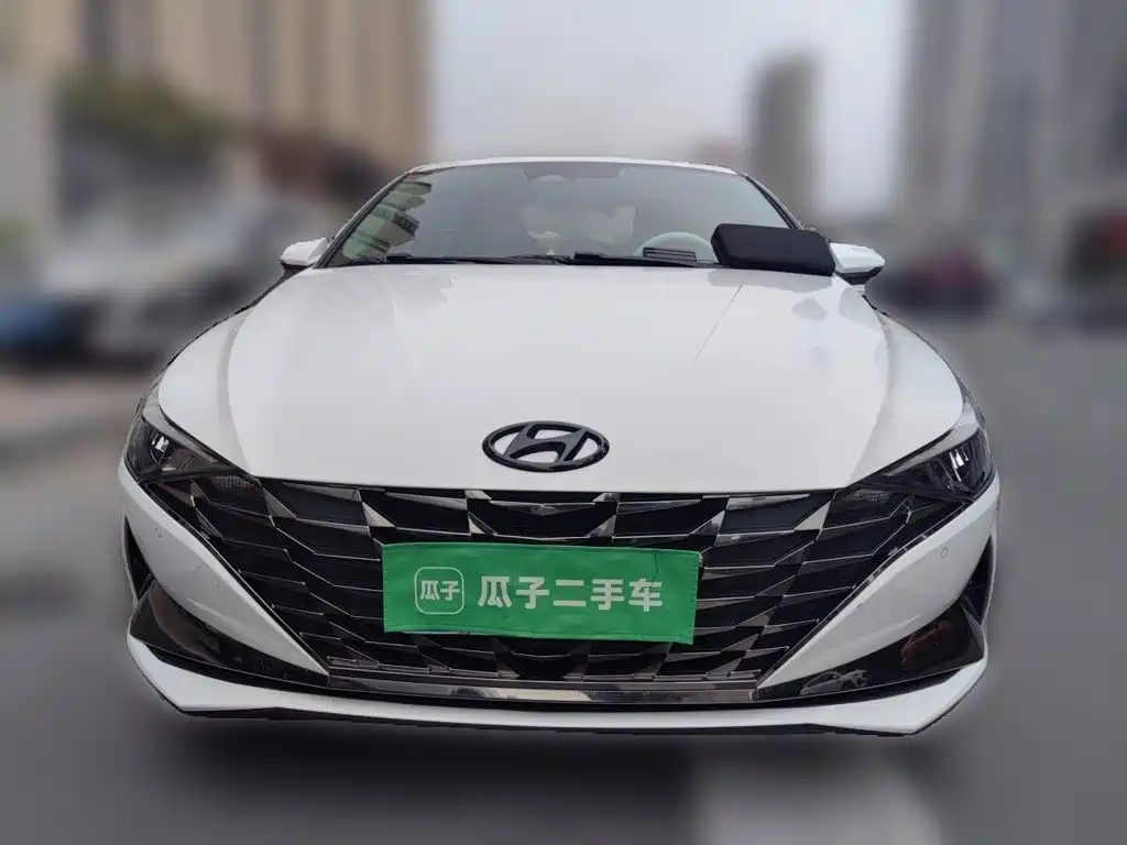 Hyundai Elantra — миниатюра 2