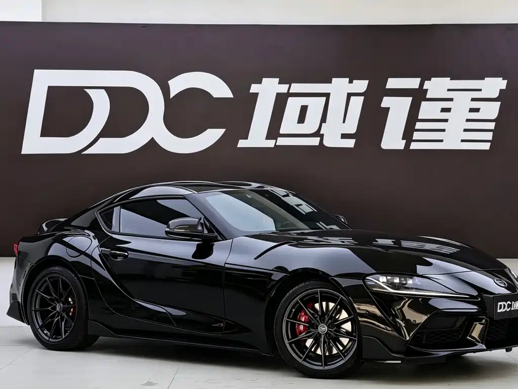 Toyota Supra — миниатюра 2