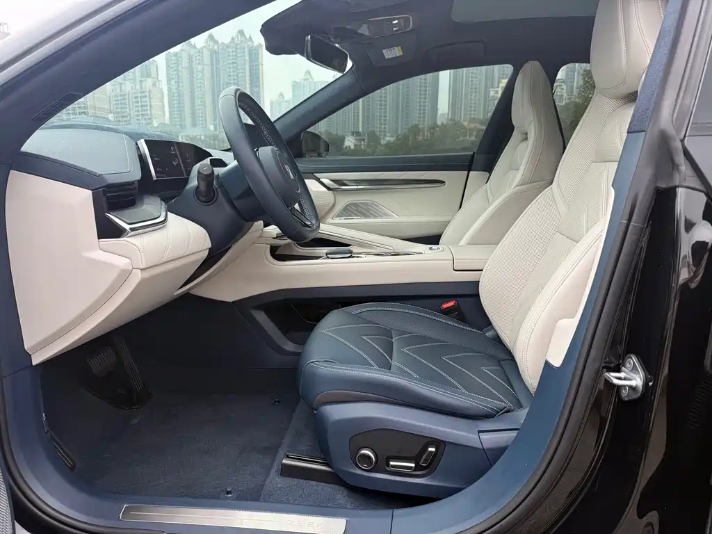 ZEEKR EXTREME KRYPTON 001