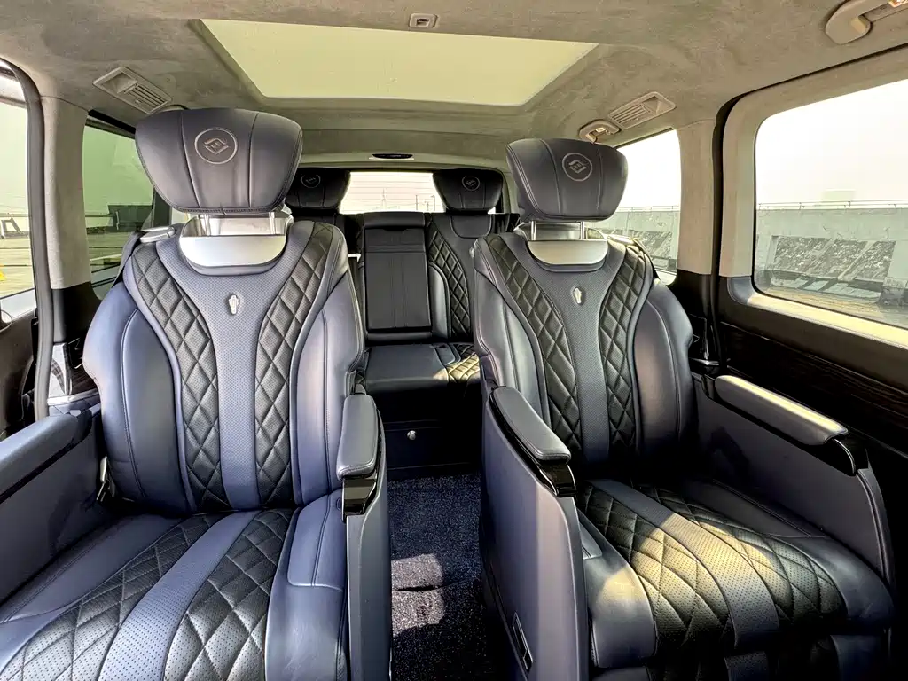 Mercedes-Benz V-Class V 2018 V 260 AMG Sport VI