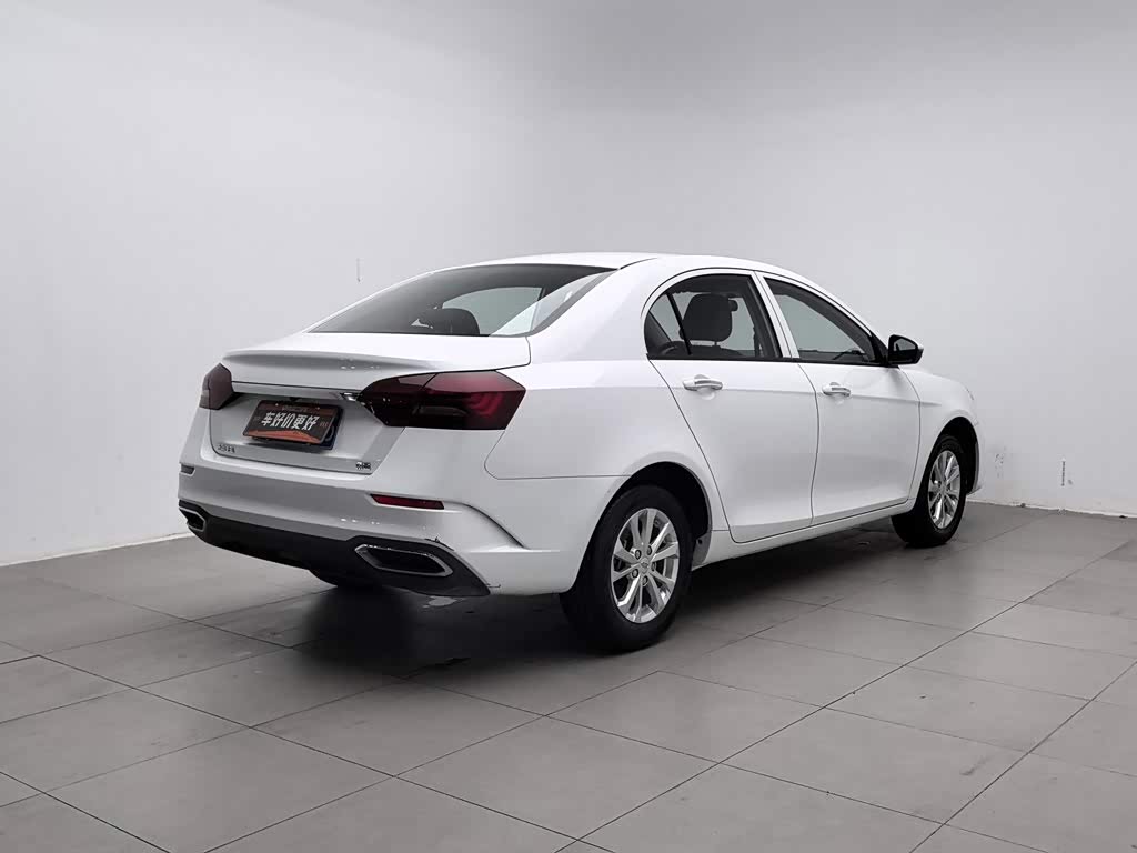 Geely Emgrand 1.5 л 2021 г. Белый, пробег 22500 км