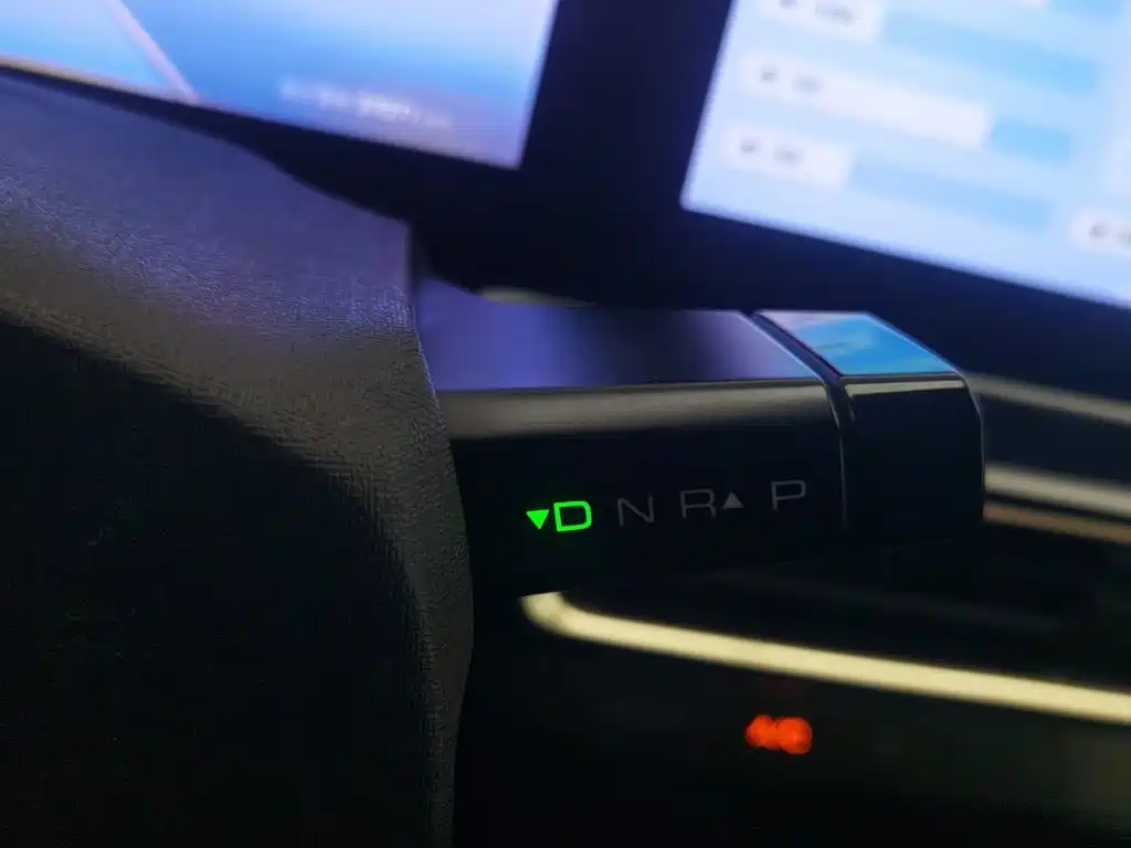 Baojun KiWi EV — миниатюра 13