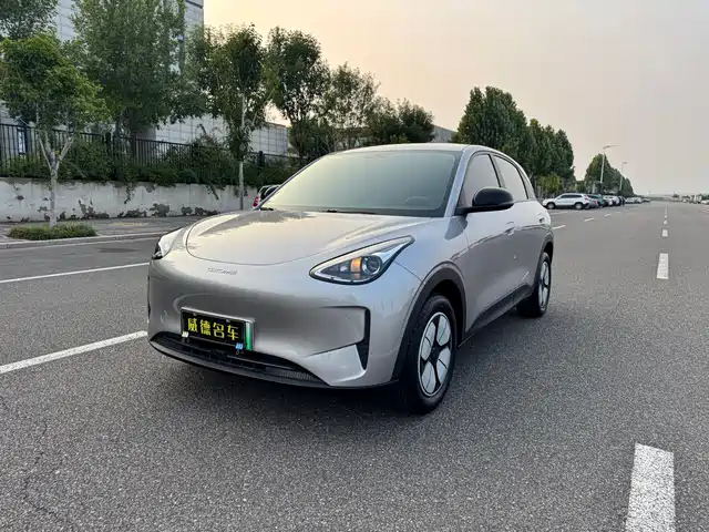 2025 Geely Xingyuan
