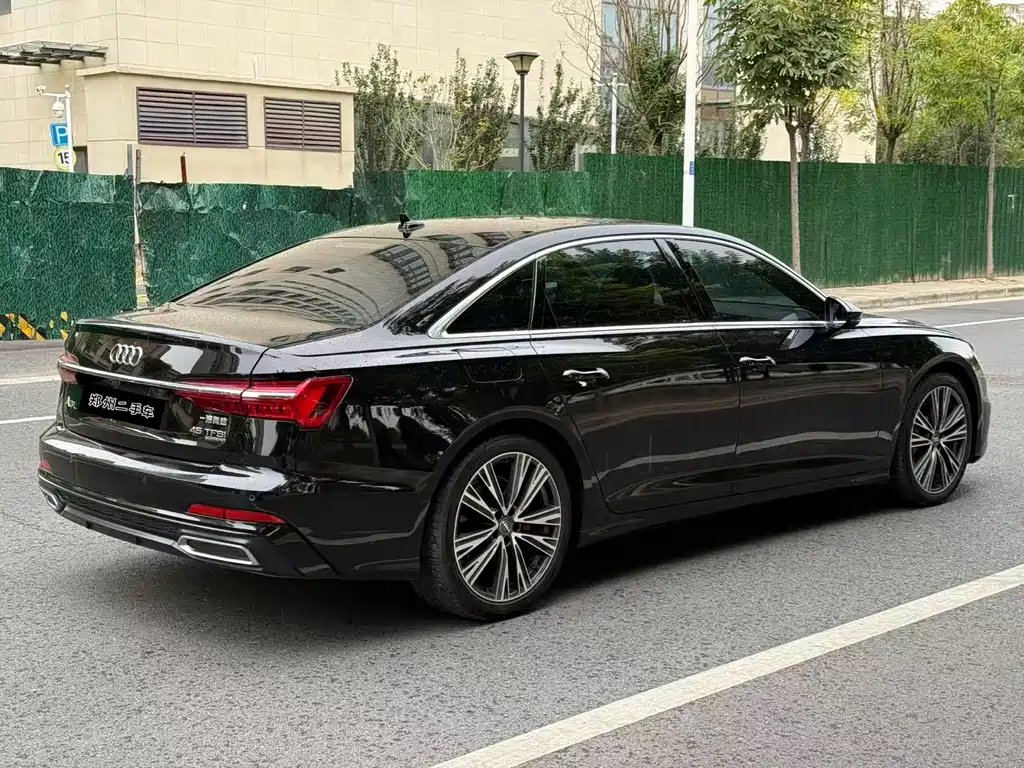 Audi A6L — миниатюра 7