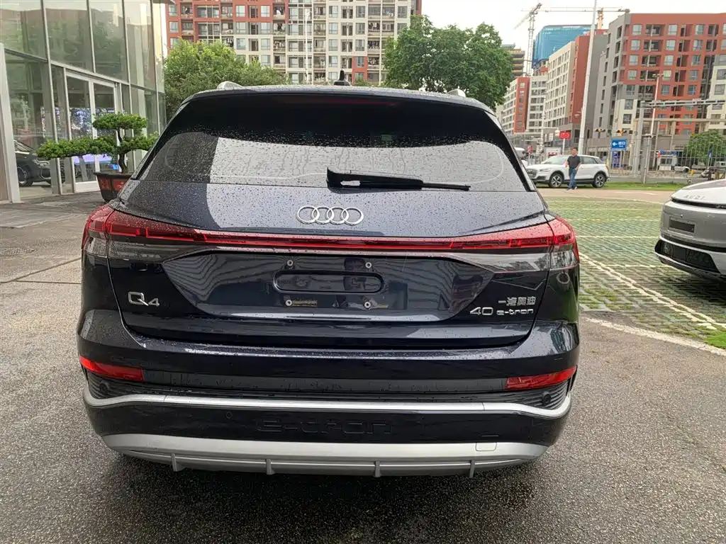 Audi Q4 e-tron 2024 40 e-tron