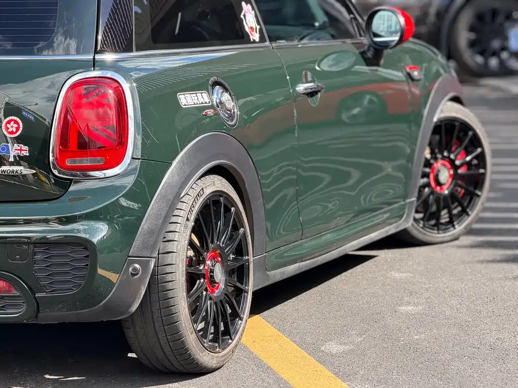 Mini JCW 2015 2.0T JOHN COOPER WORKS