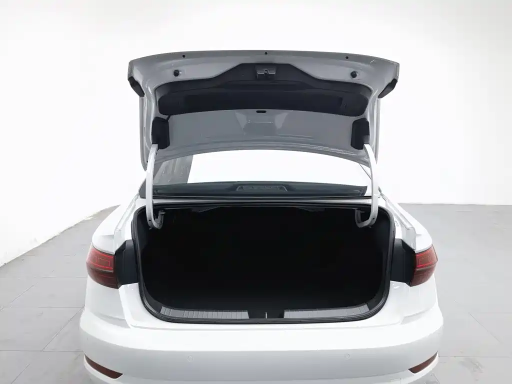 Volkswagen Sagitar — миниатюра 16