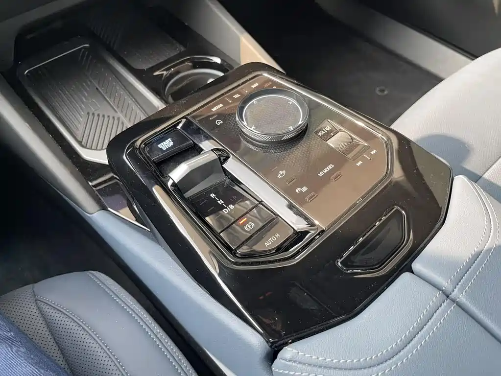 BMW i5 2024 eDrive 35L Premium M Sport