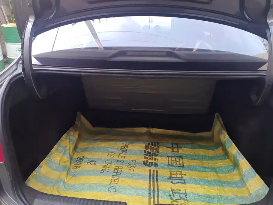 Volkswagen Jetta — миниатюра 4