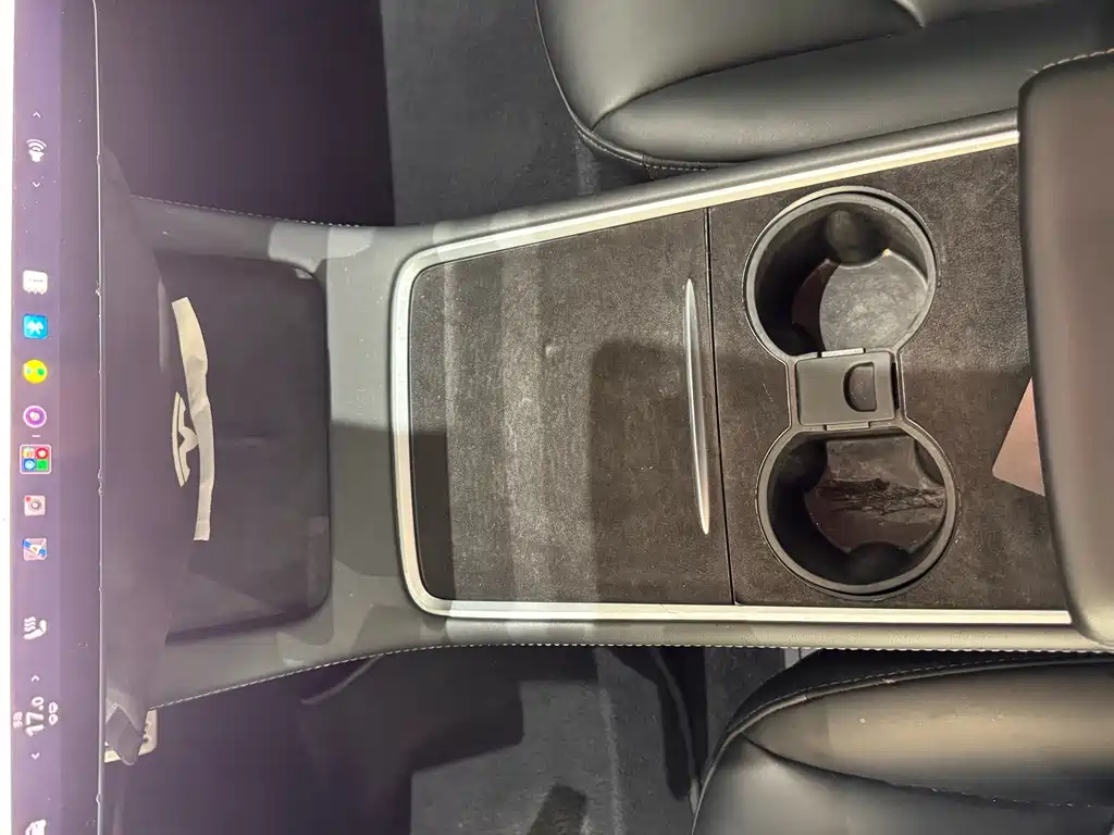 Tesla Model 3 — миниатюра 13