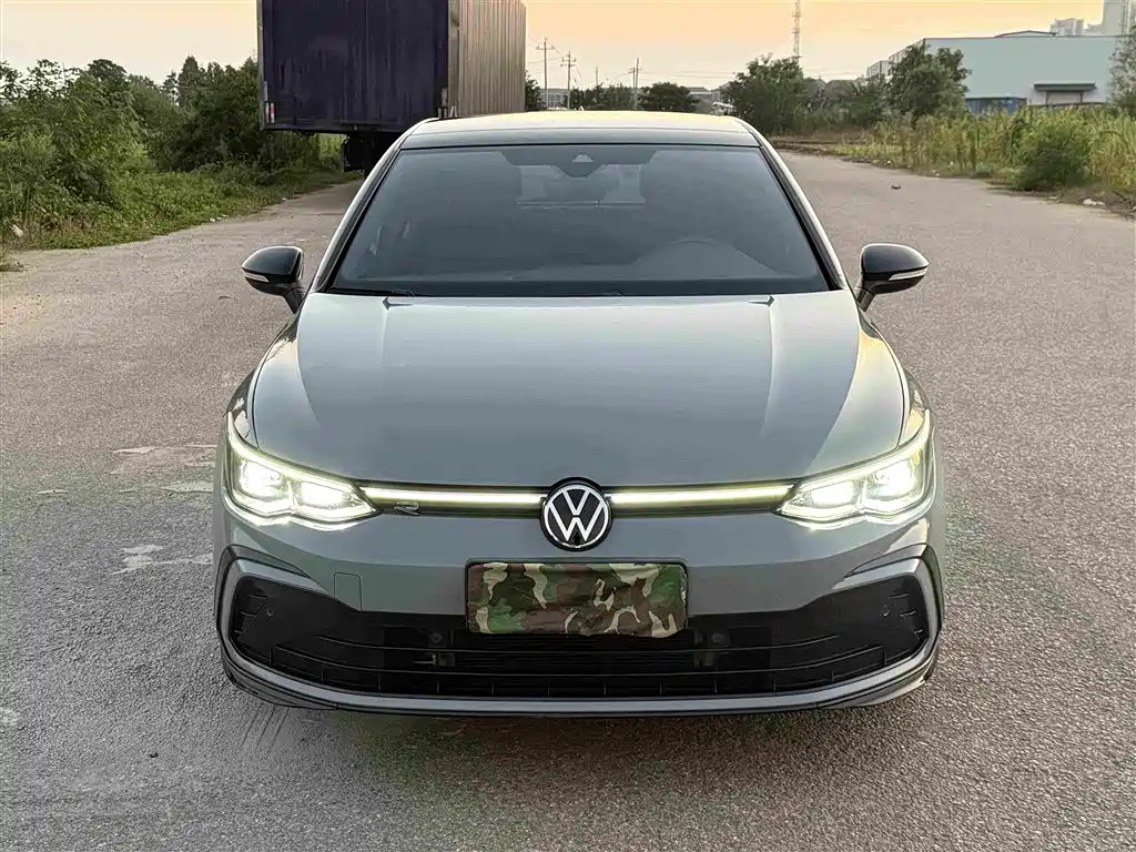 Volkswagen Golf — миниатюра 2