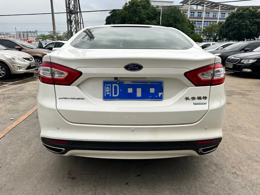 Ford Mondeo — миниатюра 5