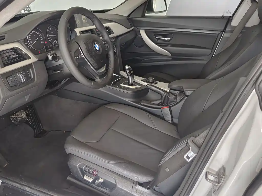 BMW 3 Series GT 3 GT 2016 320i Fashion