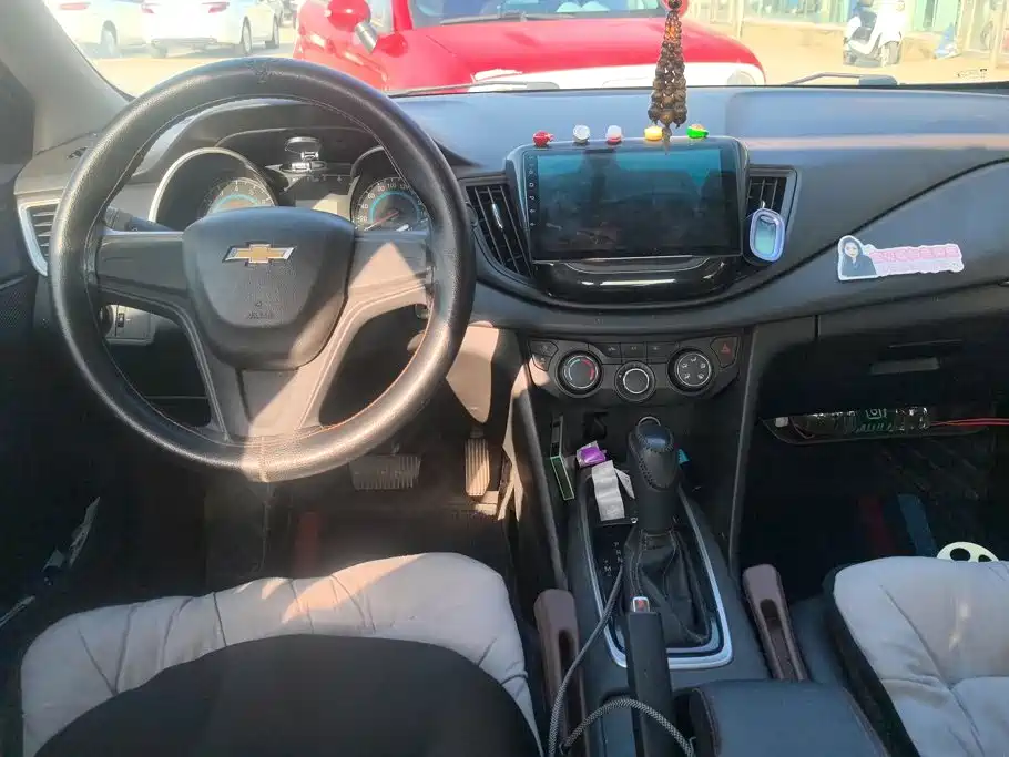 Chevrolet Cavalier — миниатюра 12