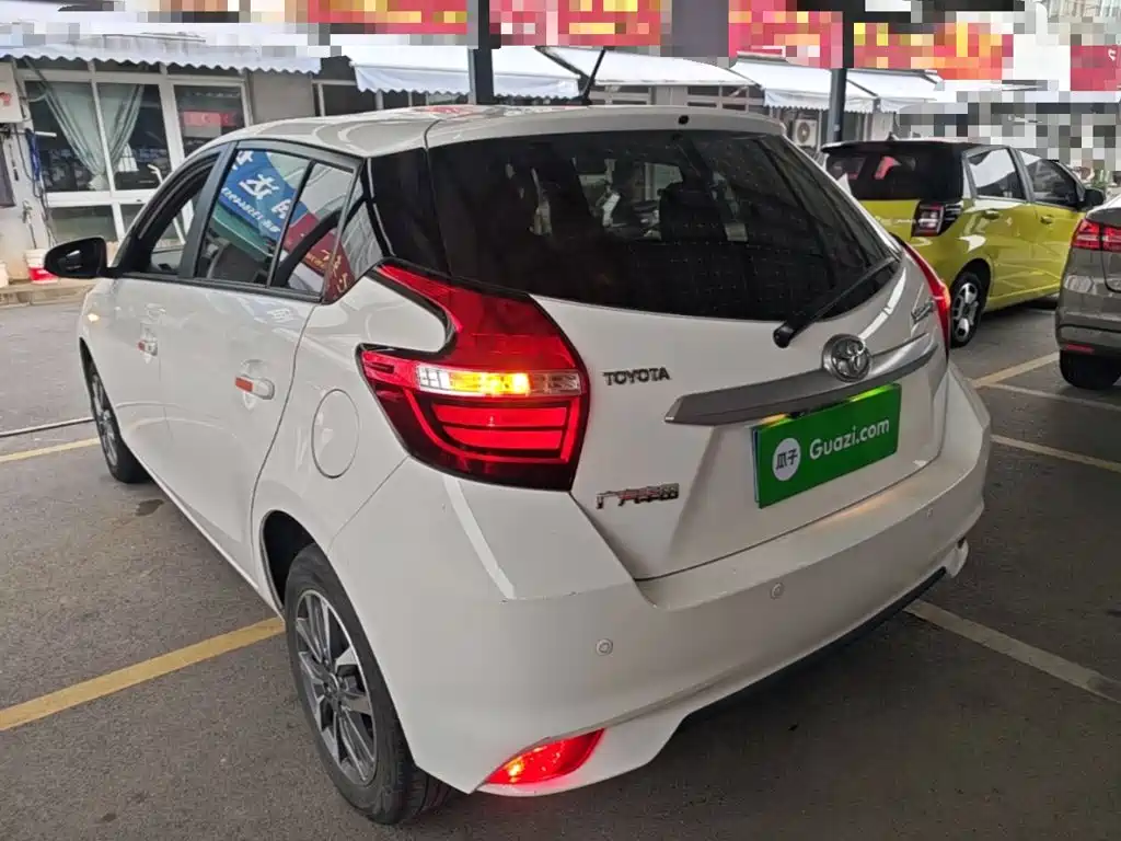 Toyota Yaris L — миниатюра 5