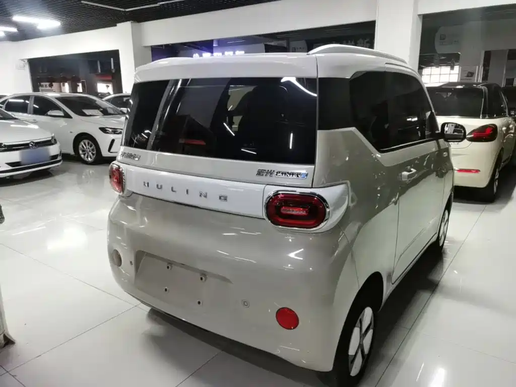 Wuling MINIEV — миниатюра 7