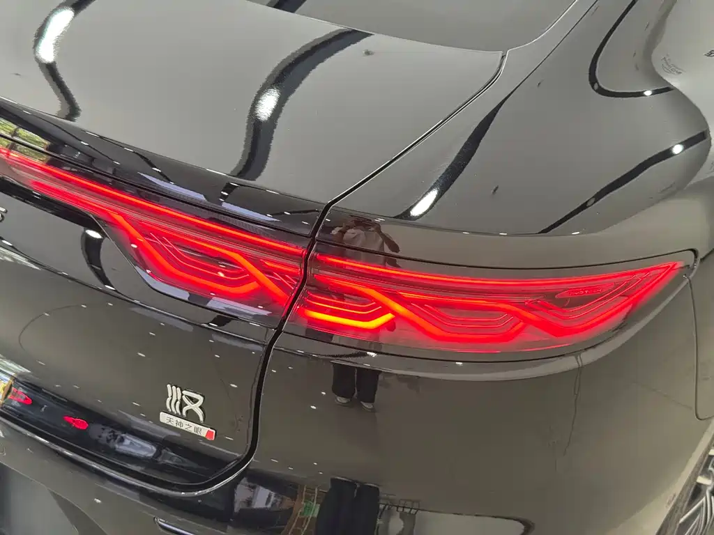 BYD Han — миниатюра 6