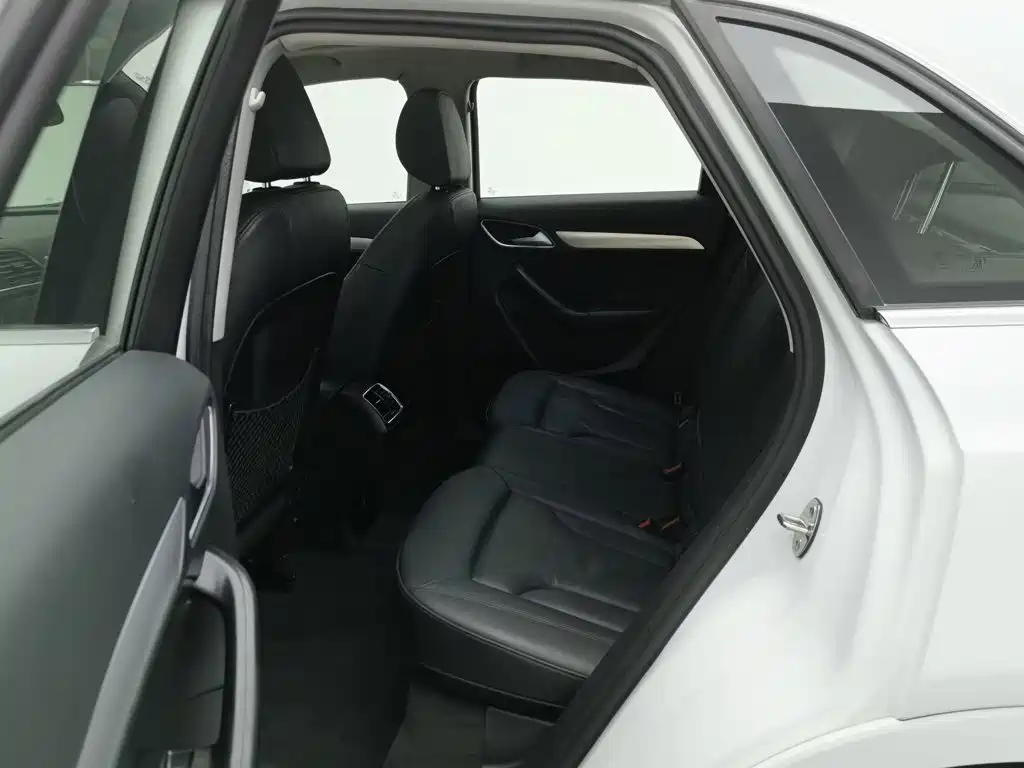 Audi Q3 — миниатюра 15